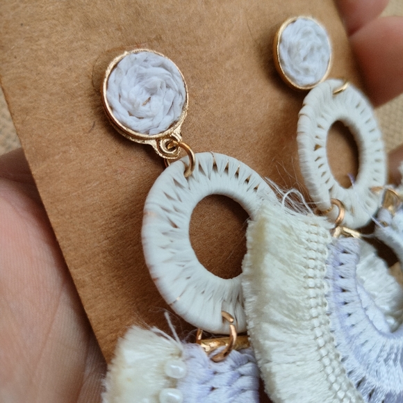 🪴Artemis Collection🪴 Boho Tassel Statement Earrings - Picture 15 of 17